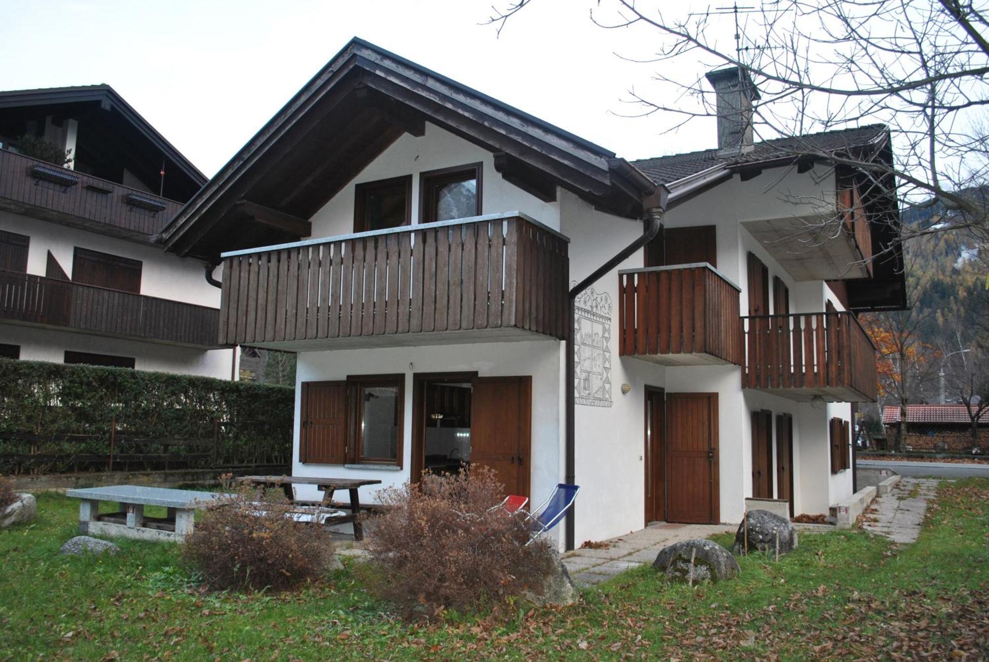 La Pineta - Appartamenti In Villetta Pinzolo Exterior photo